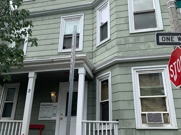 3 Coleman St, Dorchester, MA 02125
