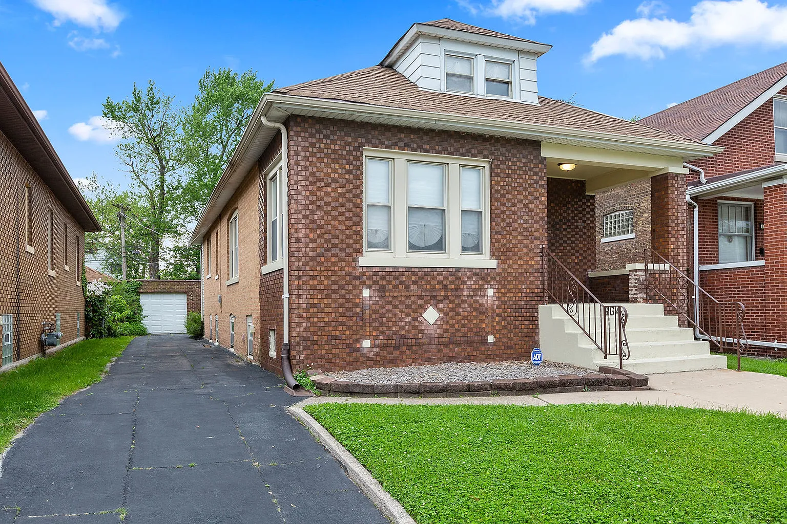 664 Price Ave photo 1