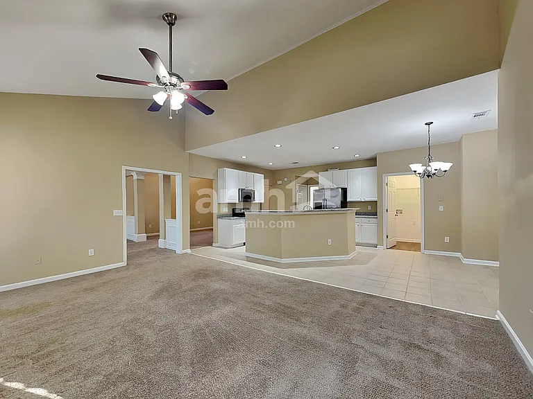 1735 Trellis Pl — Photo 7