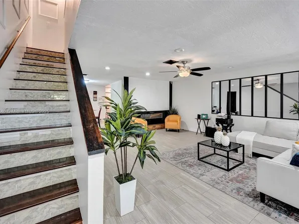 800 NW 47th St, Pompano Beach, FL 33064