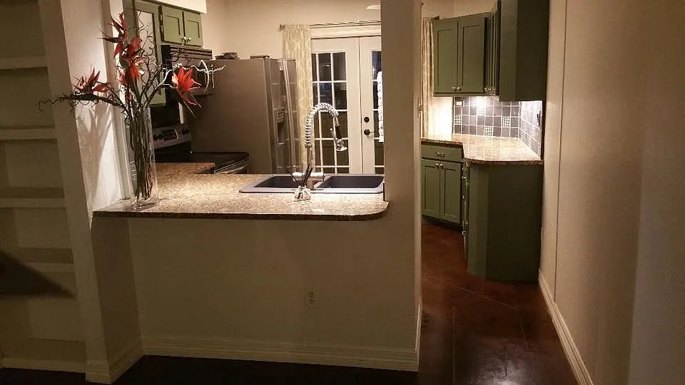 2 bed, $1,750 — Photo 2