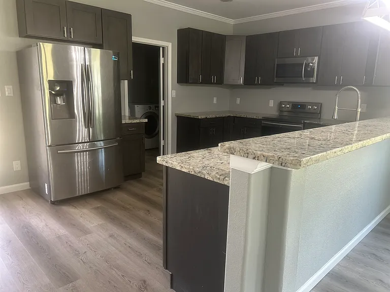 6599 Johnson Ln — Photo 11