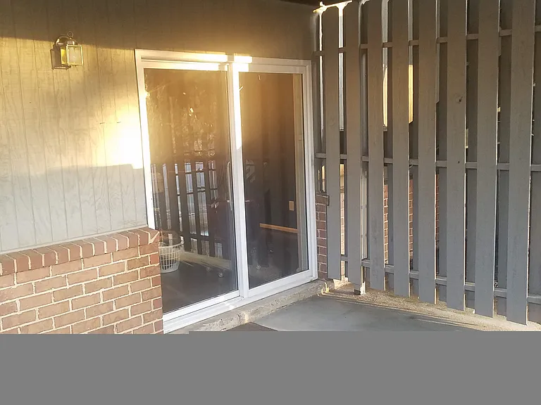 295 Winding River Dr — Photo 12