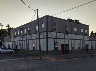 200 Railroad Ave #9, Mount Angel, OR 97362