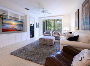 4853 Hampshire Ct APT 106, Naples, FL 34112