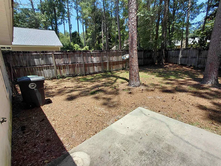 3508 Larkspur Ln — Photo 19