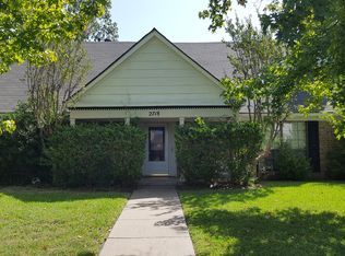 2718 Naples Dr, Garland, TX 75040