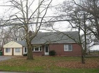722 N Lewis Rd, Limerick, PA 19468
