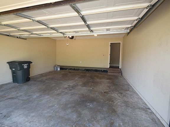 5th image of 8067 Kerry Dr