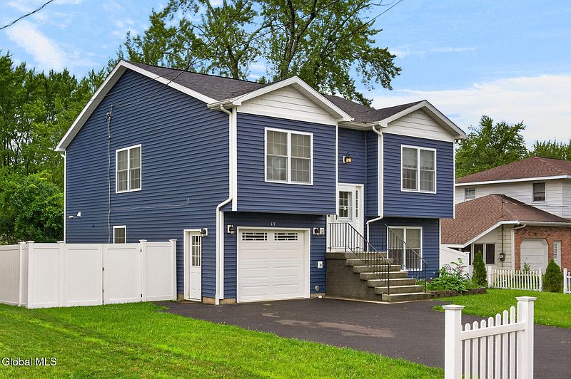 2nd image of 19 Start Avenue