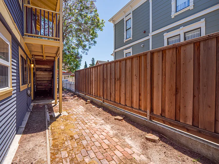 324 Locust St #3 — Photo 19
