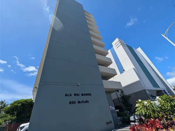 620 McCully St APT 903, Honolulu, HI 96826