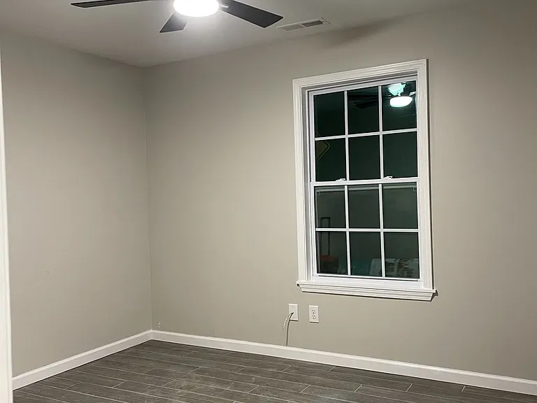 380 E Pike Rd — Photo 11