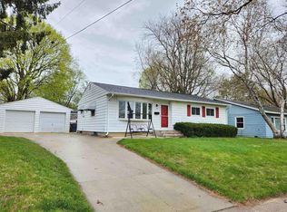 1822 Thackeray Rd, Madison, WI 53704
