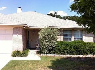 756 Hunter Ct, Azle, TX 76020