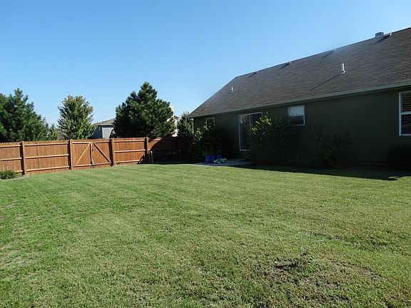 Spacious, fenced backyard