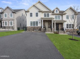 119 N Zinfandel Rd, Lakewood, NJ 08701