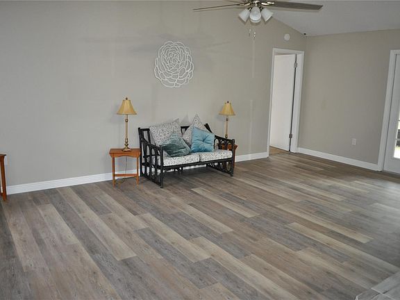 5th image of 2516 Morning Glory Ct