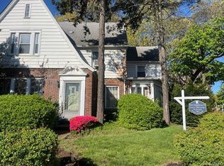10922 Myrtle Avenue, Richmond Hill North, NY 11418