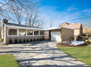 2104 Vardon Ln, Flossmoor, IL 60422