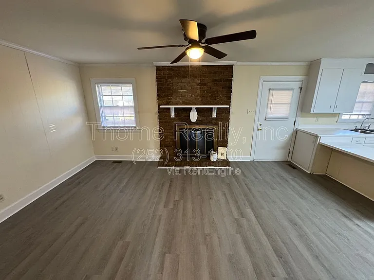 3924 Sunset Ave — Photo 5