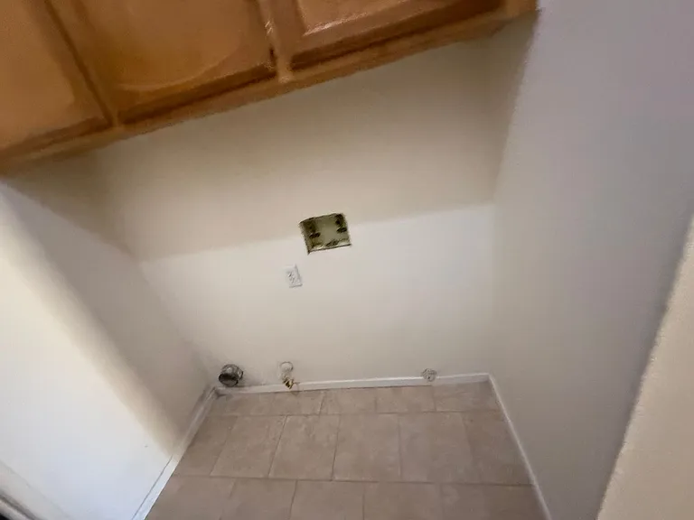 10612 Tivoli Ct — Photo 10