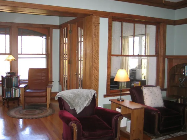 1227 E Hyde Park Blvd #12, Chicago, IL 60615