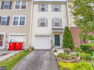 244 Rumbling Rock Rd, Hedgesville, WV 25427