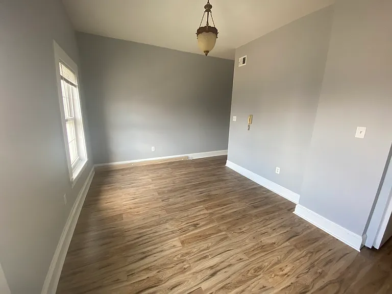 1501 W Girard Ave #F — Photo 2
