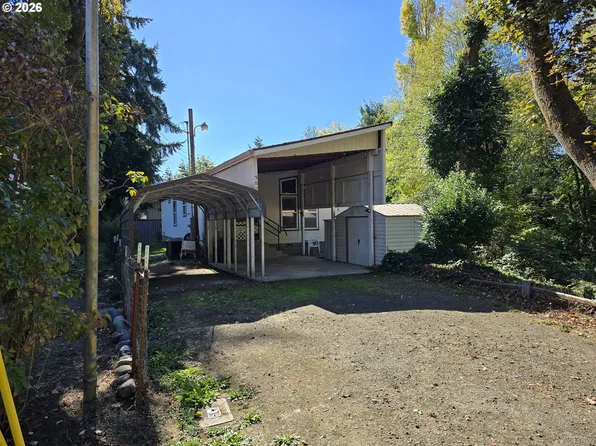 784 NE Short St, Myrtle Creek, OR 97457