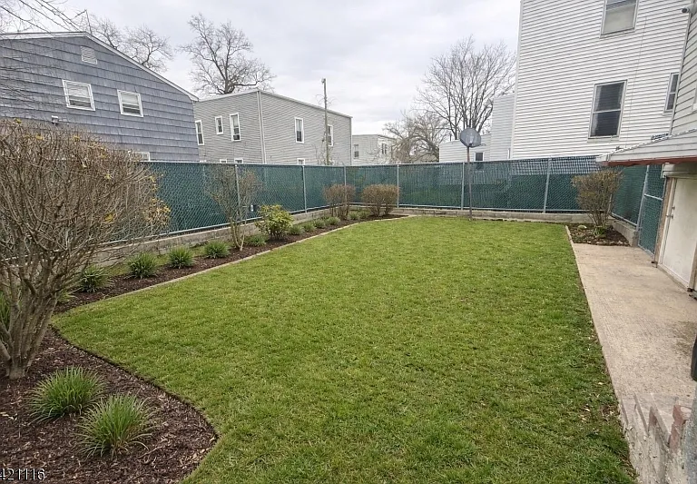 138-140 Stuyvesant Ave #1F — Photo 2