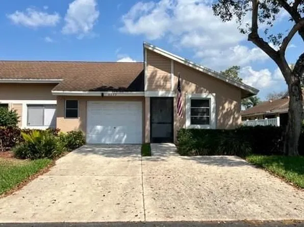 8279 Summerbreeze Ln, Boca Raton, FL 33496