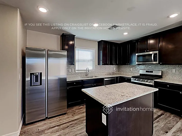 8033 W Agora Ln — Photo 9