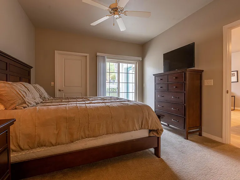 101 Prairie Dunes Dr #203 — Photo 7
