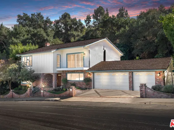 3563 Alana Dr, Sherman Oaks, CA 91403