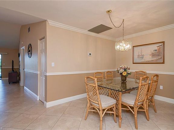 4th image of 460 Fox Haven Dr APT 1305