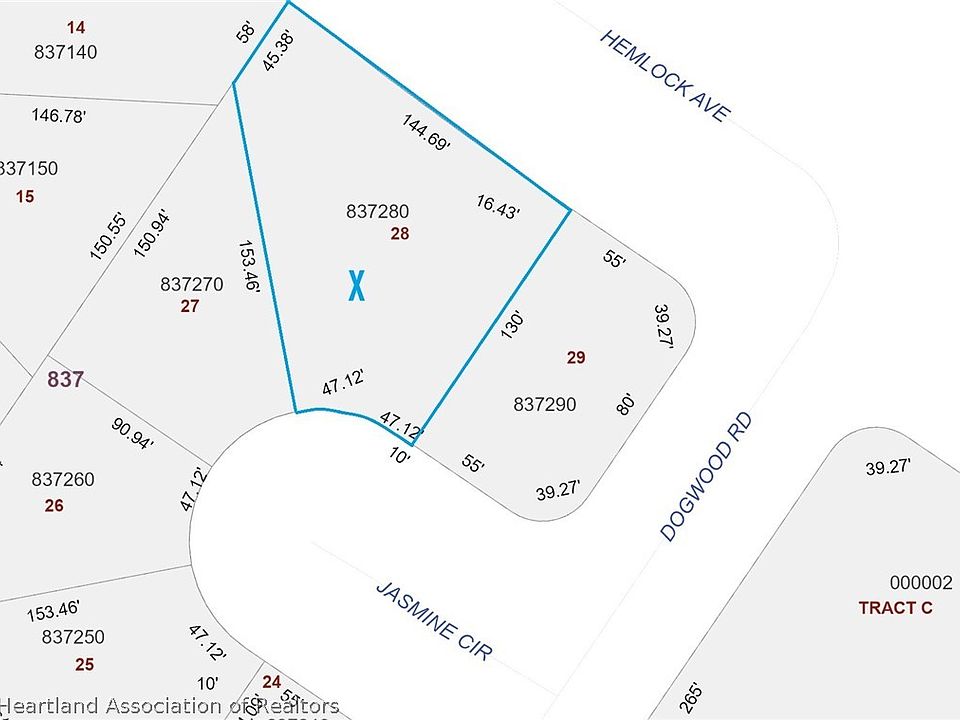 2nd image of 118 Jasmine Cir