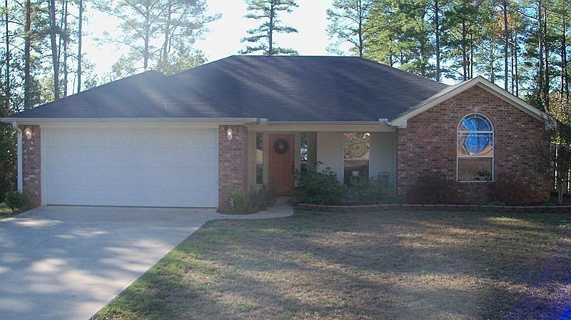 1st image of 304 W Elm Creek Dr