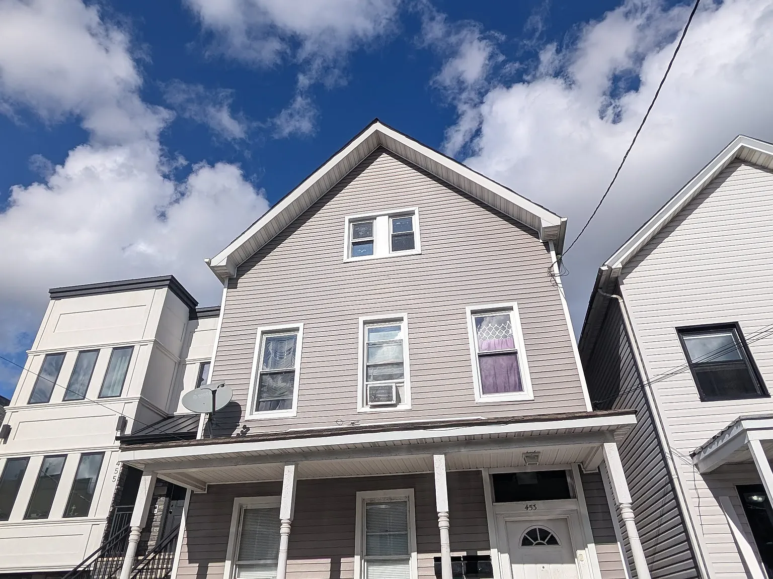 2 bed, 1000 sqft, $1,700 — Photo 3