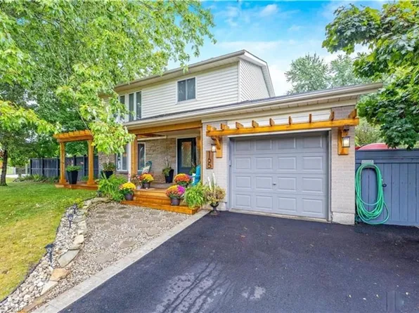 165 Tyler Ave, Halton Hills, ON L7J 1V4