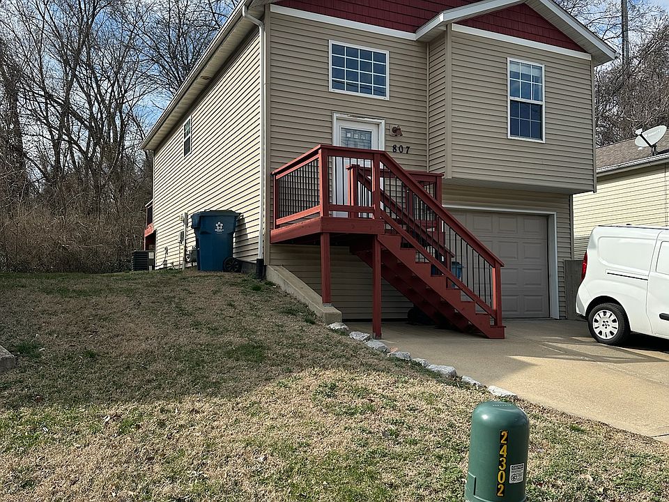 1st image of 807 Black Jack Rd