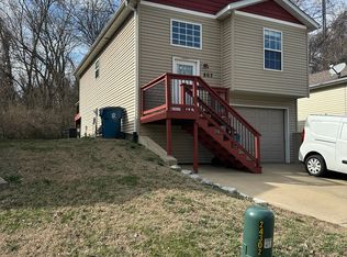 807 Black Jack Rd, Collinsville, IL 62234