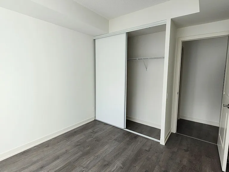 4955 Yonge St #1007 — Photo 5