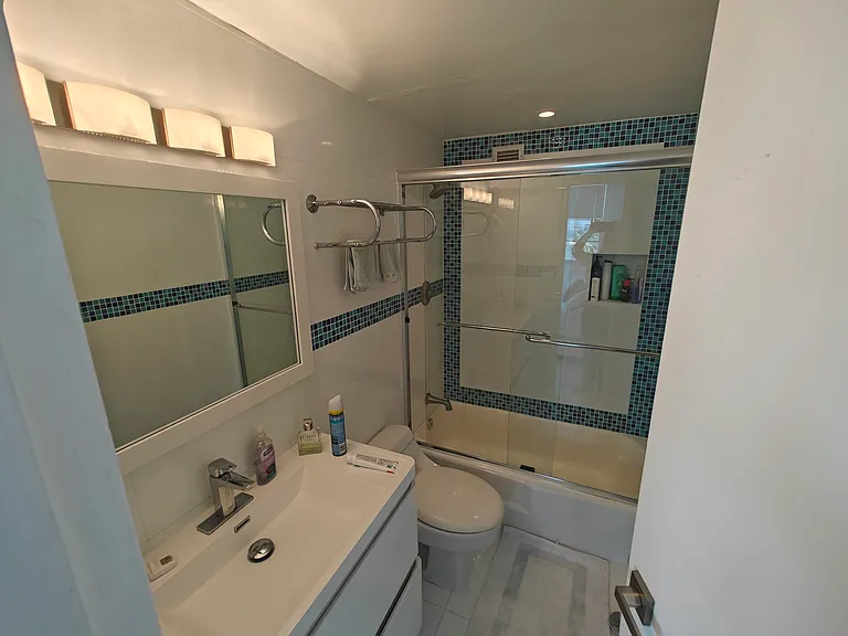 801 Brickell Bay Dr #671 — Photo 13