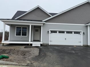 3 Calla Lilly Ln #91, Westbrook, ME 04092