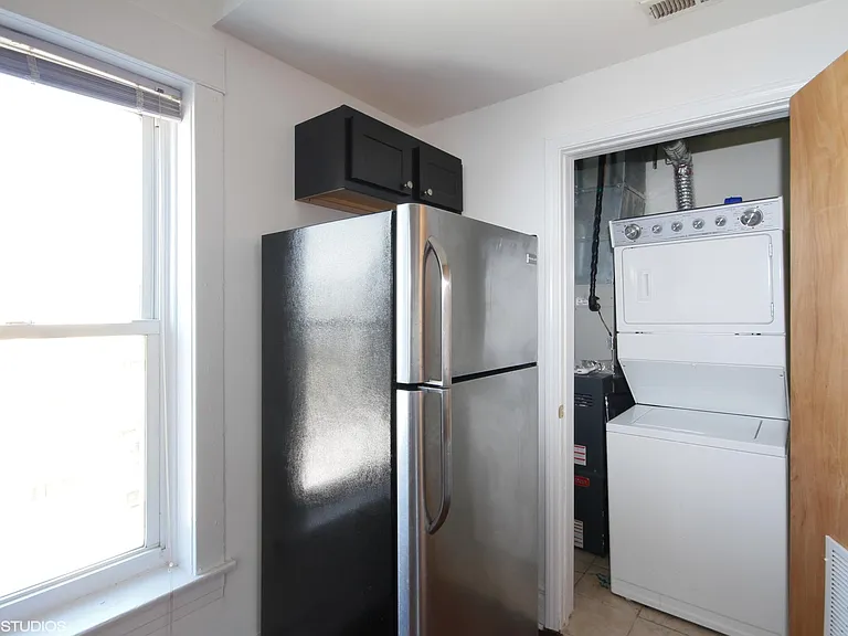1149 W Cornelia Ave #3W — Photo 13