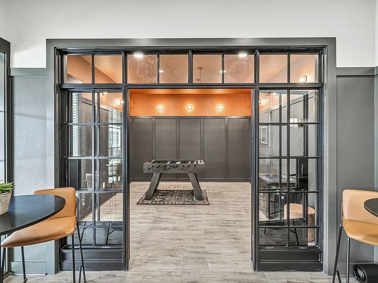 Seven07 Lofts — Photo 32