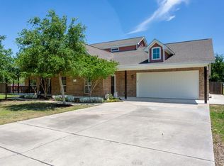 204 San Jacinto Dr, Hutto, TX 78634