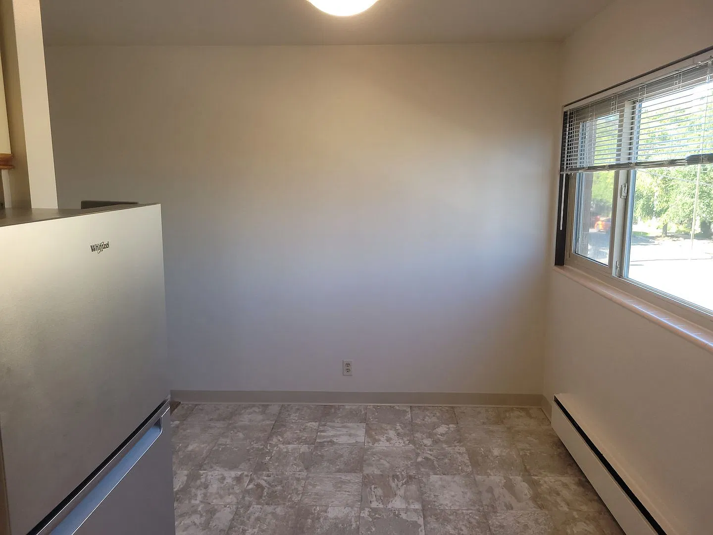 Spring Apartments — Photo 3