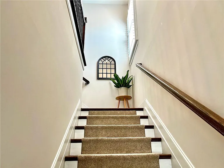 59 Winslow St — Photo 16